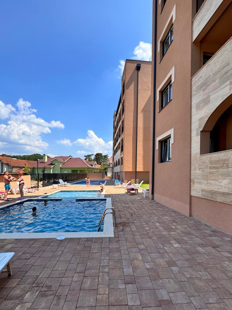 Property building, Patio, Pool view, Swimming pool, Swimming pool, sunbed