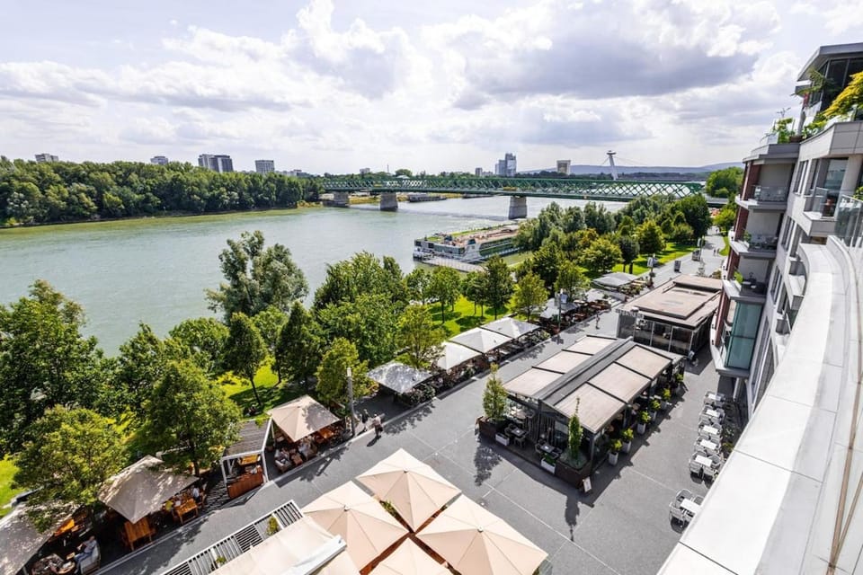 ADM Promenade Apartment - Parking Apartment in Bratislava