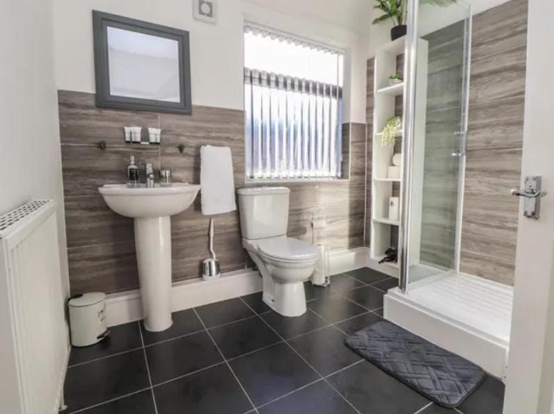 Anfield Stadium House - Free Parking House in Liverpool