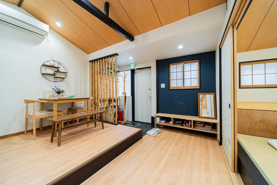 Living room, Photo of the whole room