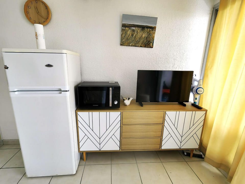 T2 au Cap d'Agde, piscine et parking, proche plage, pour 4 pers - FR-1-607-228 Apartment in Agde