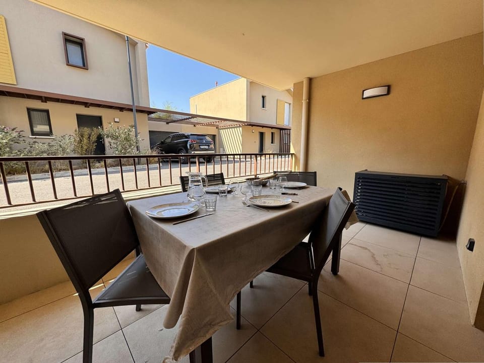 Appartement 3 pièces climatisé avec parking - Saint-Cyr-sur-Mer - FR-1-845-3 Apartment in La Cadière-d'Azur