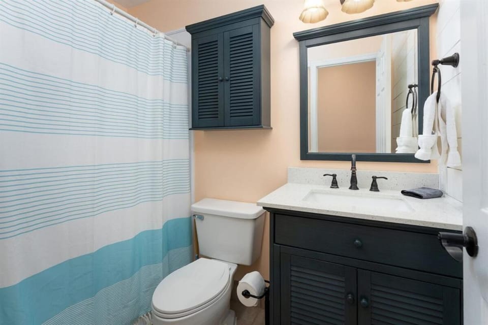 Oceanfront Luxury at Villa with a View! Apartment in North Topsail Beach