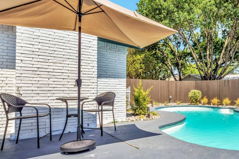 Patio, Seating area, Pool view, Swimming pool