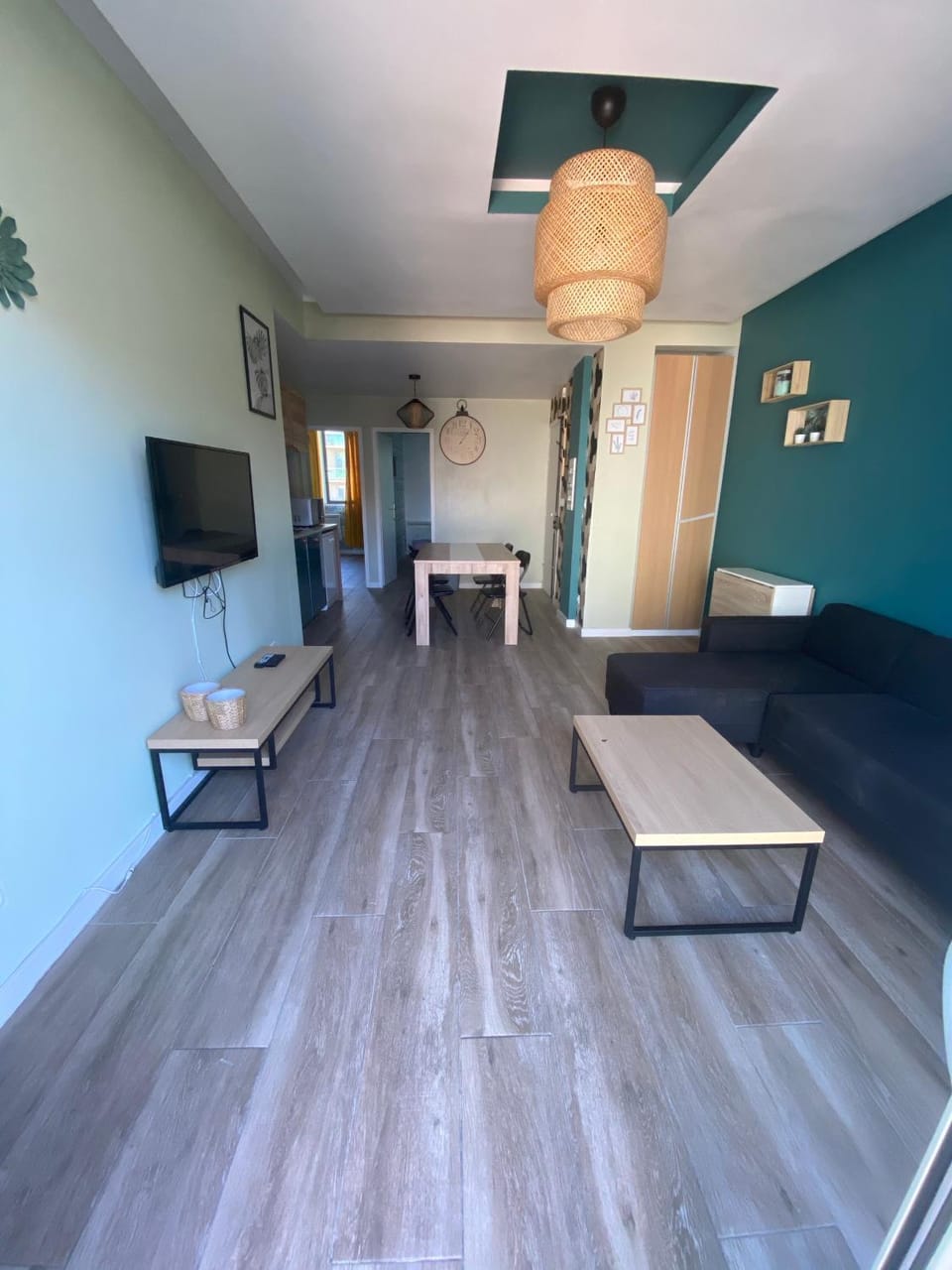 Communal lounge/ TV room, TV and multimedia, Living room, Seating area