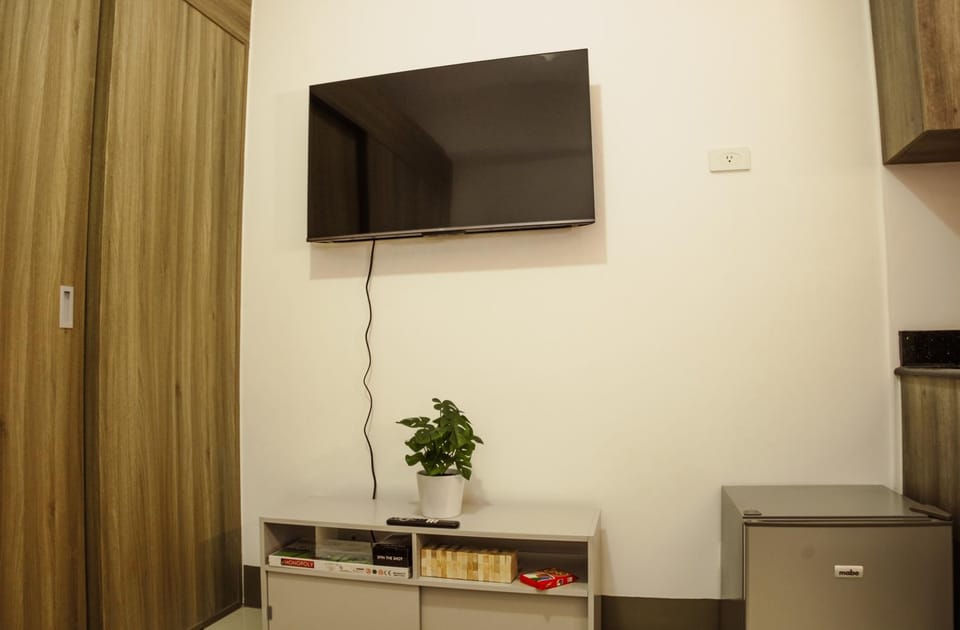 Fame Residences 1br unit by LaBelle Apartment hotel in Mandaluyong
