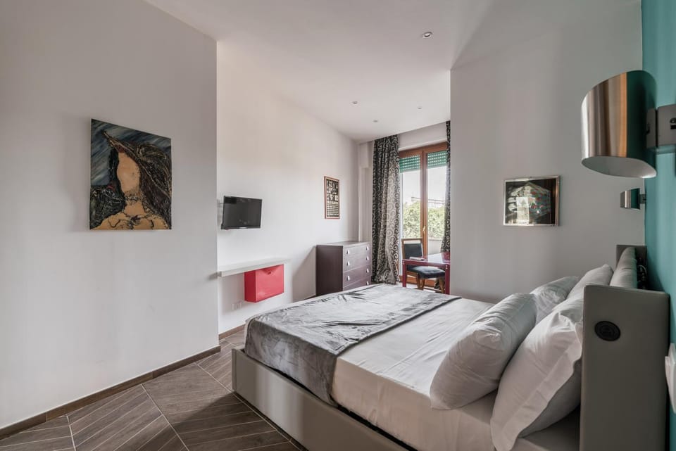 Bed, Photo of the whole room, Bedroom, air conditioner