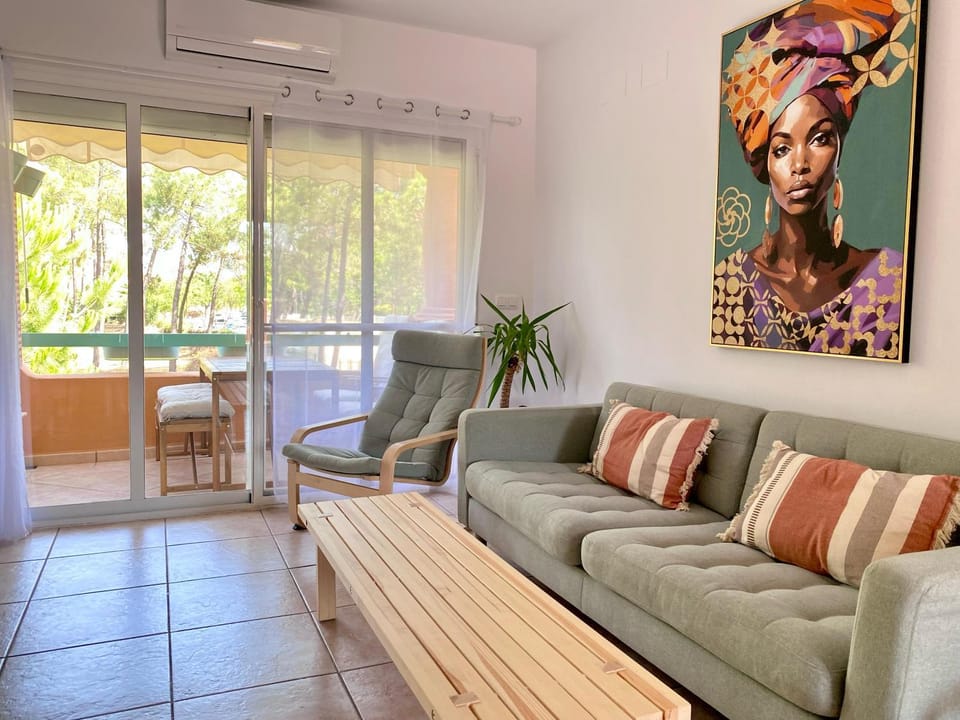 DUPLEX NUEVO URB ALTAVISTA VISTAS CAMPO de GOLF con PISCINA Aire Acondionado y Wifi -SOLO FAMILIAS o PAREJA- NO GRUPOS Apartment in Costa de la Luz