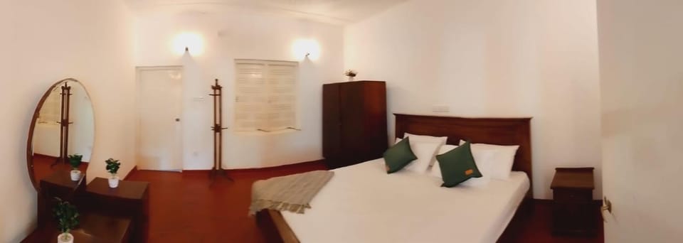 Bella House Bristo Hotel in Western Province