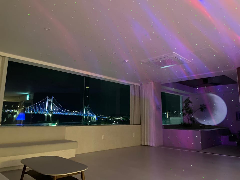 광안사계스테이 GwanganSagyeStay Hostel in Busan