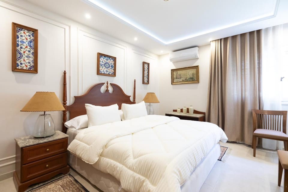 Bed, Bedroom, air conditioner