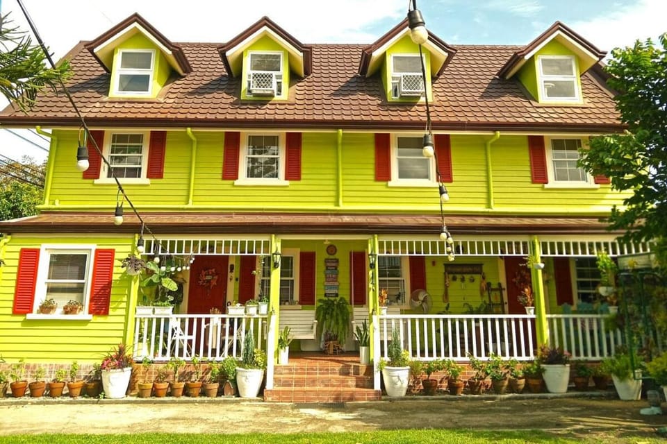 Property building, Garden, Garden view