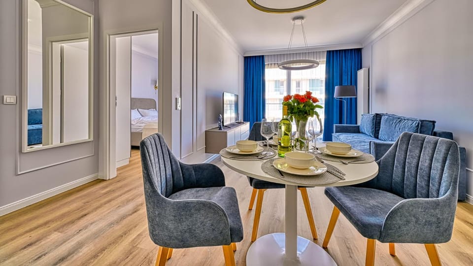 Rezydencja Niechorze D306 Classik z Basenem, Sauną, Jacuzzi, przy samej PLAŻY - 5D Apartments Apartment in West Pomeranian Voivodeship, Poland