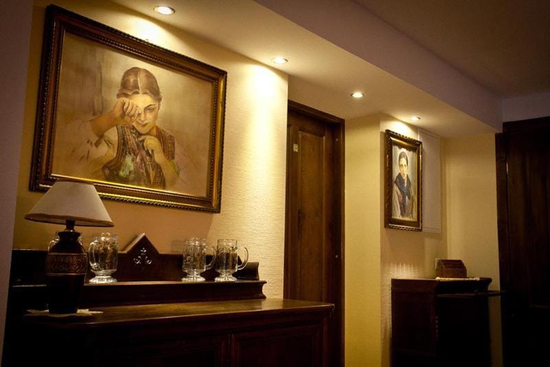 Property building, Lobby or reception