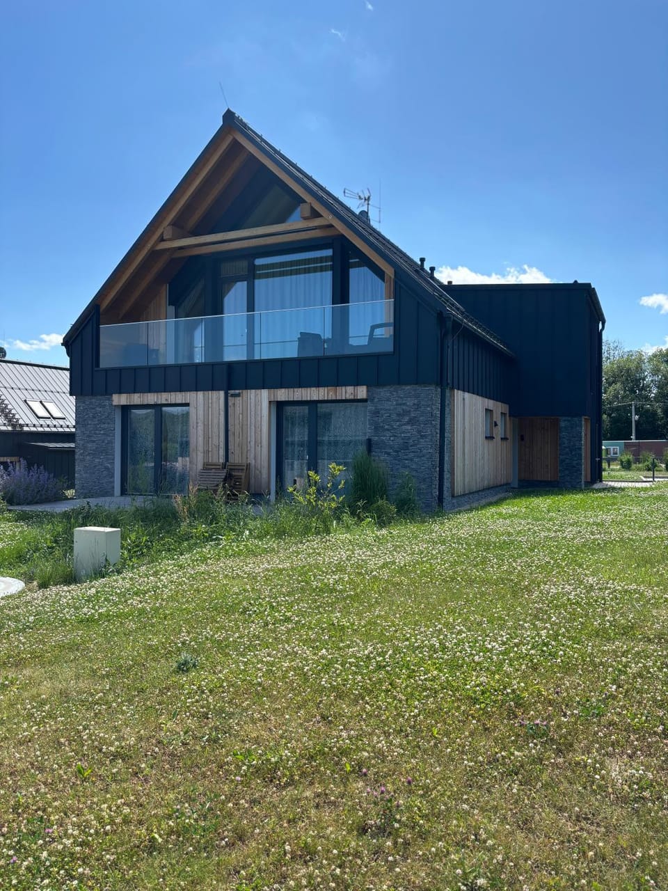 Property building, Garden, Garden view