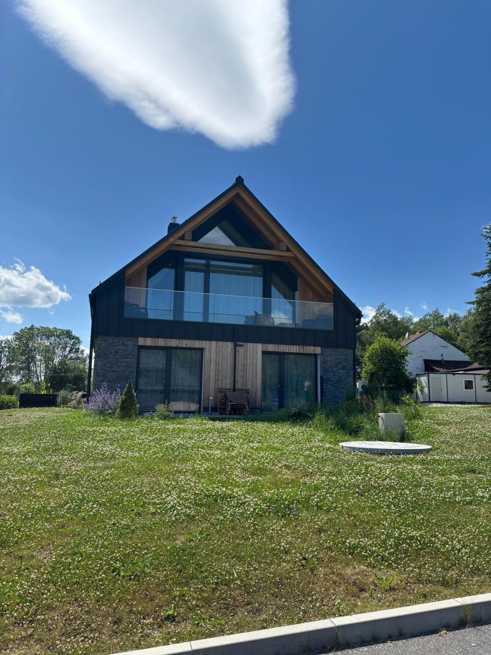 Property building, Natural landscape, Garden view