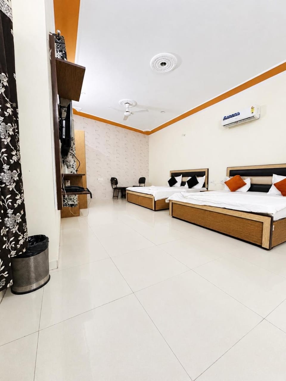 Hotel Victoria INN Hotel in Chandigarh