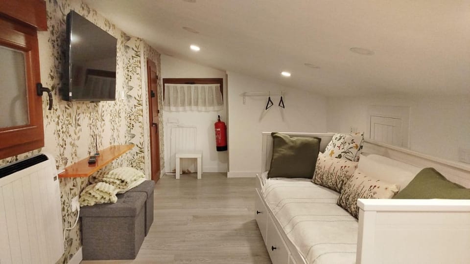 Living room, Bedroom