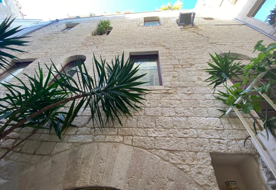 Inner courtyard view