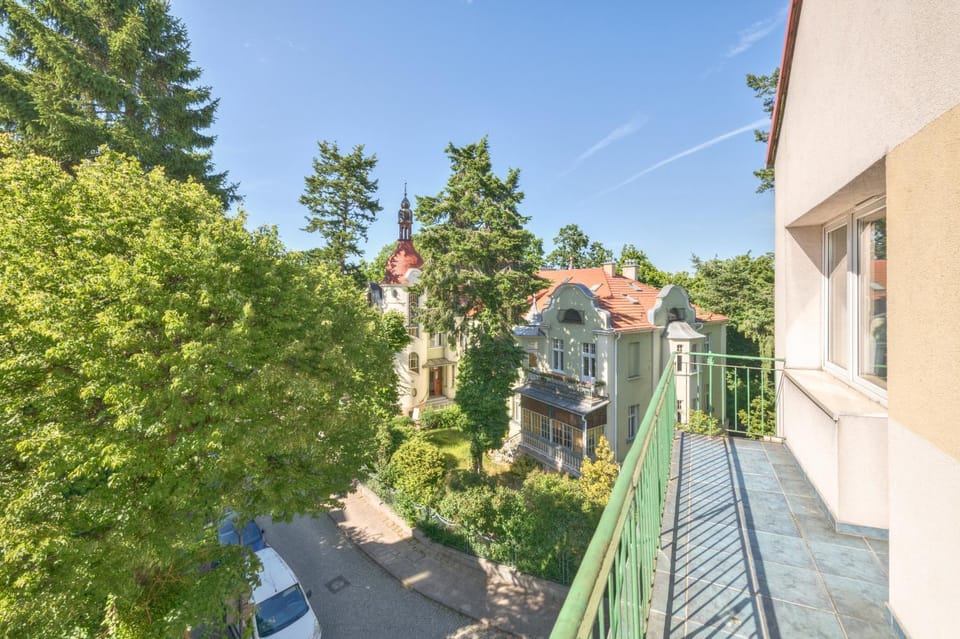 Balcony/Terrace, City view