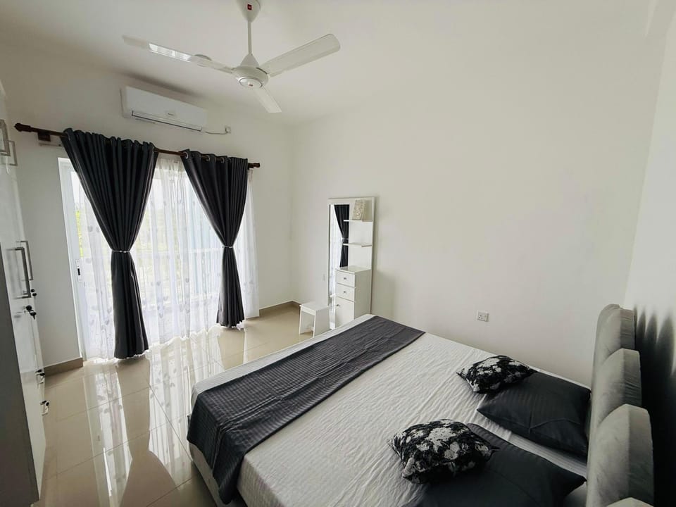 Bed, Bedroom, air conditioner, air conditioner