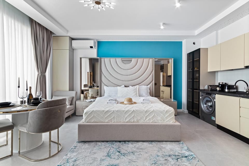 Bed, Kitchen or kitchenette, Photo of the whole room, Bedroom
