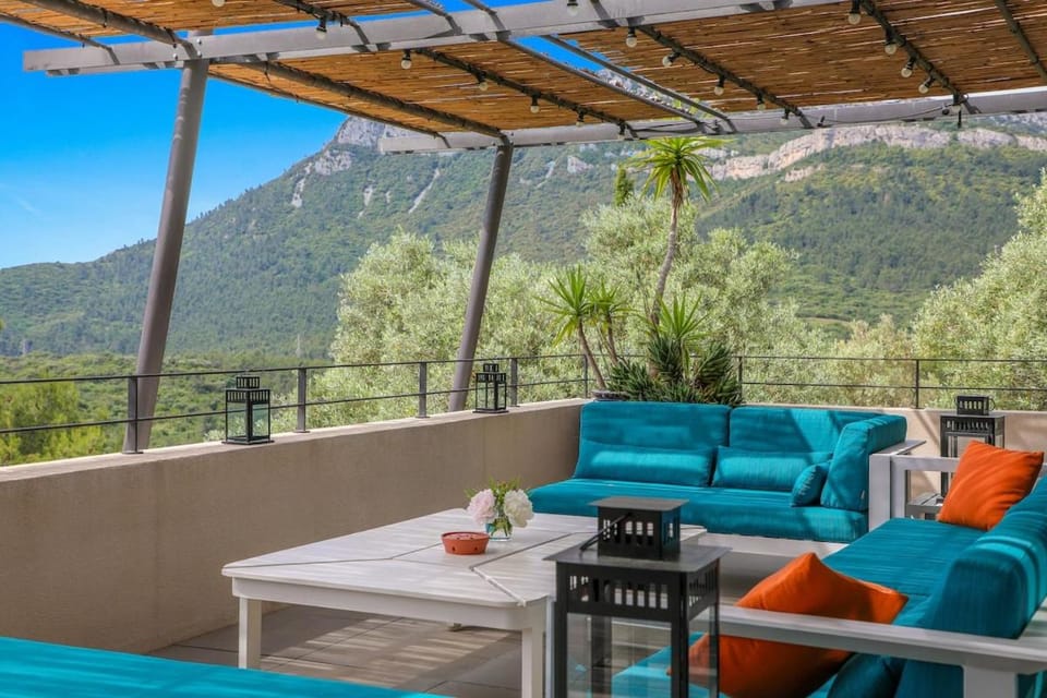Natural landscape, Balcony/Terrace, Mountain view