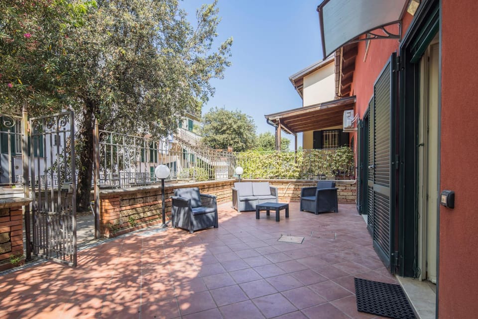 Property building, Garden view