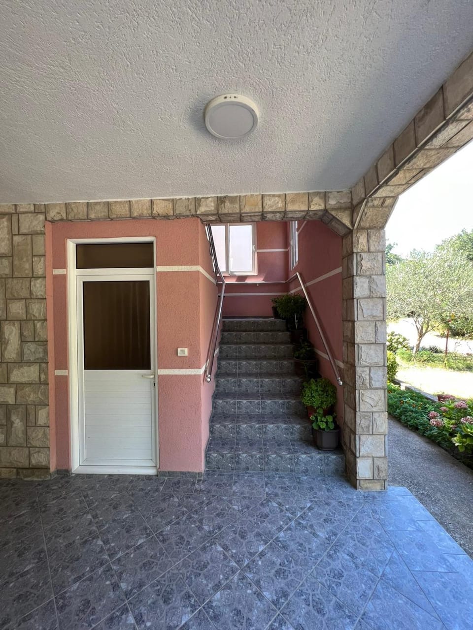 Apartmani Zlatičanin Bed and Breakfast in Montenegro