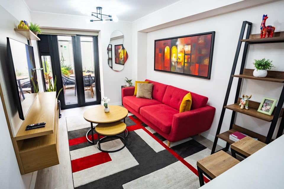 Living room, Photo of the whole room