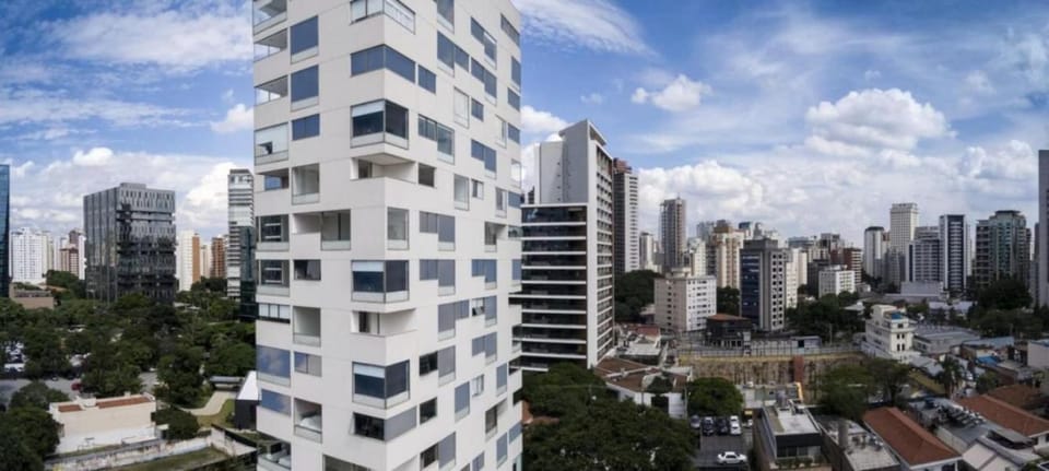 Property building, Area and facilities