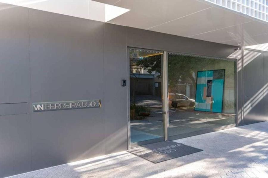 Facade/entrance, Area and facilities