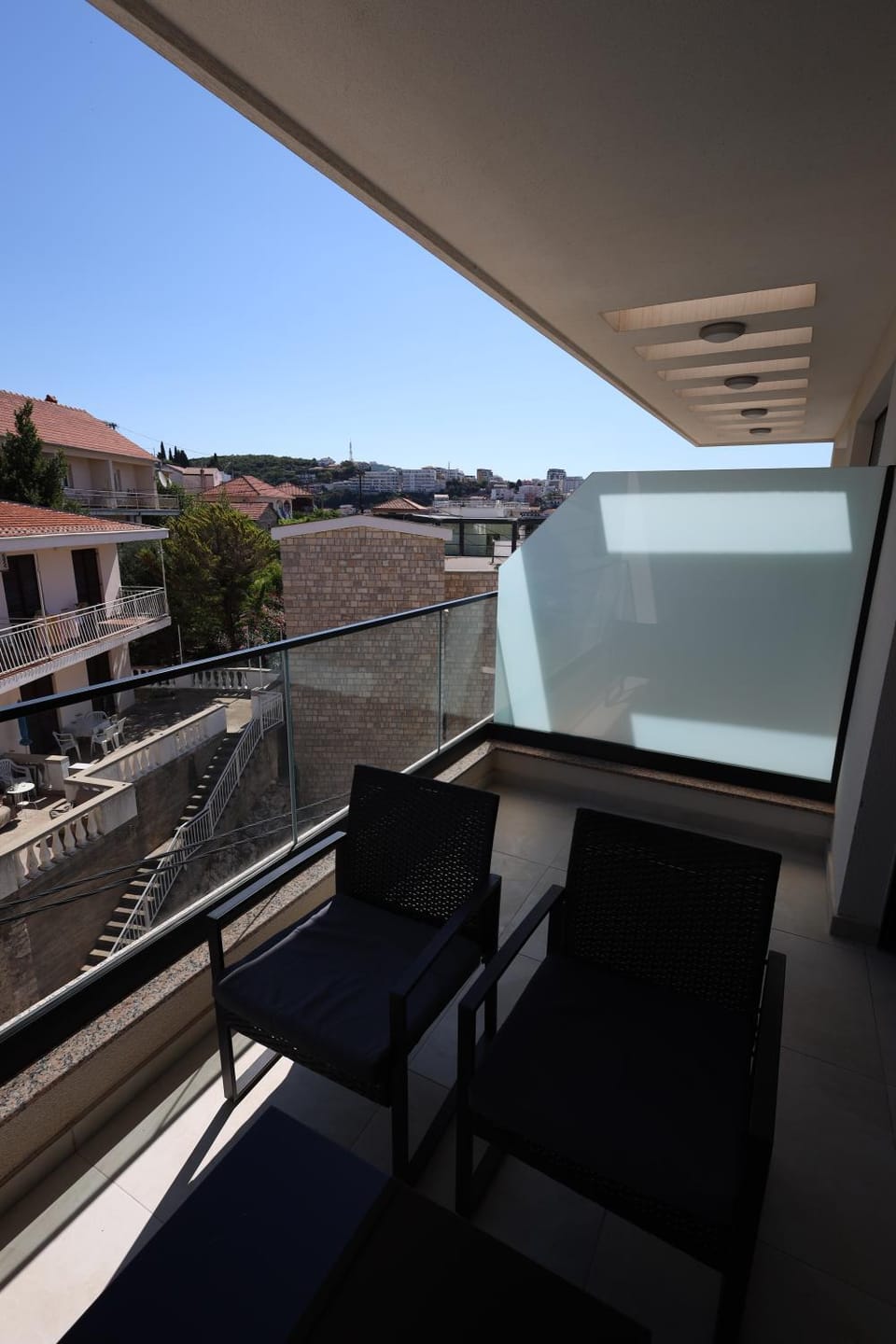 Day, View (from property/room), Balcony/Terrace, Seating area, Quiet street view