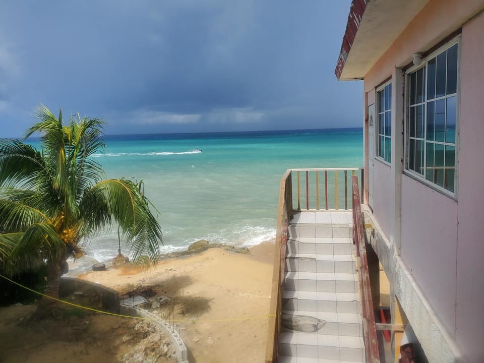 EVELIN'S on the Beach Bed and Breakfast in Montego Bay