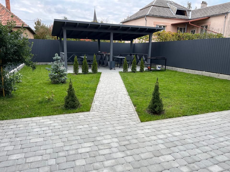 Villa Karta Apartment in Hungary