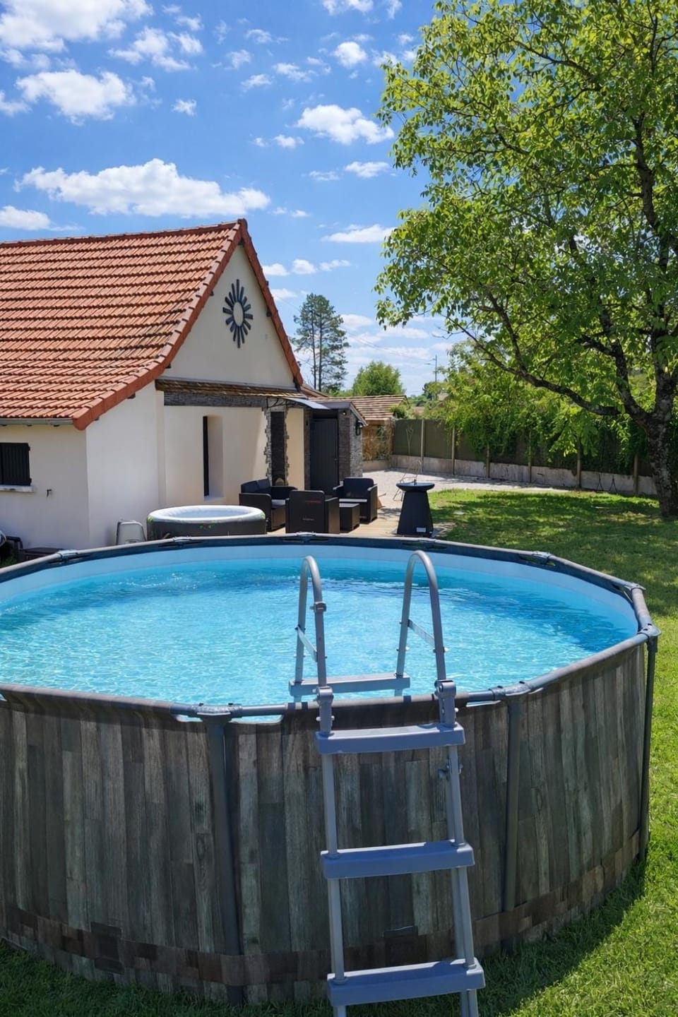 Property building, Spring, Day, Garden, Garden view, Pool view, Swimming pool