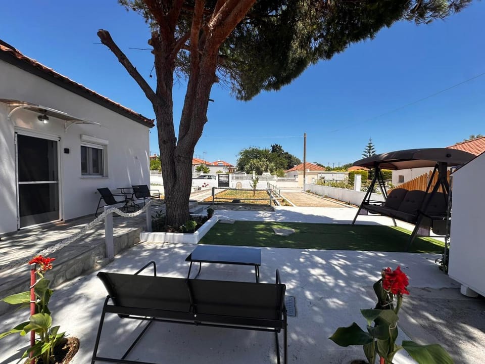 Garden, Garden, Balcony/Terrace, Garden view