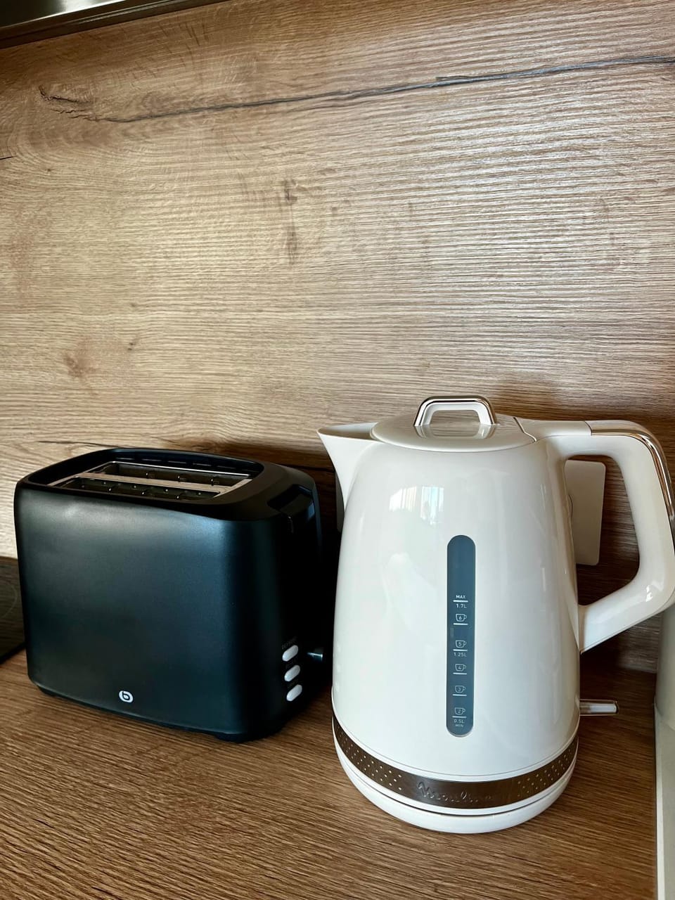 Coffee/tea facilities, Kitchen or kitchenette, toaster
