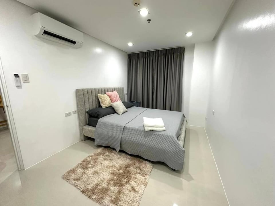 Pontefino Condominium OPT705 1BR Apartment hotel in Batangas
