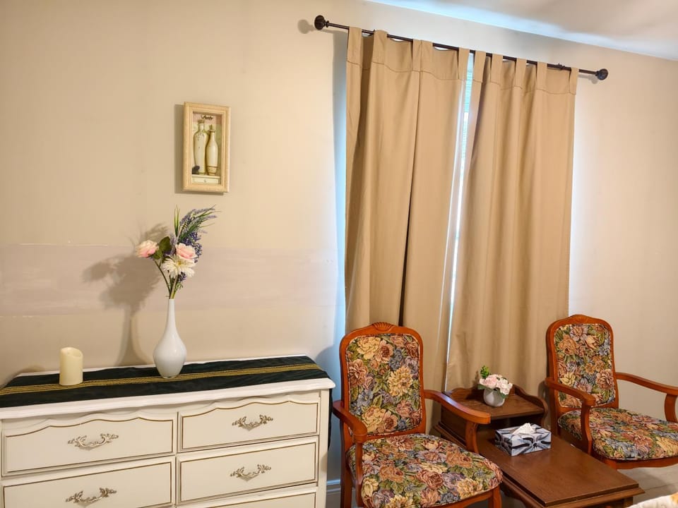 Seating area