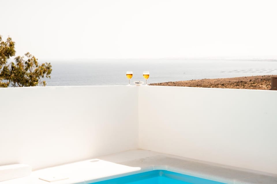 Natural landscape, View (from property/room), Balcony/Terrace, Pool view, Sea view, Swimming pool