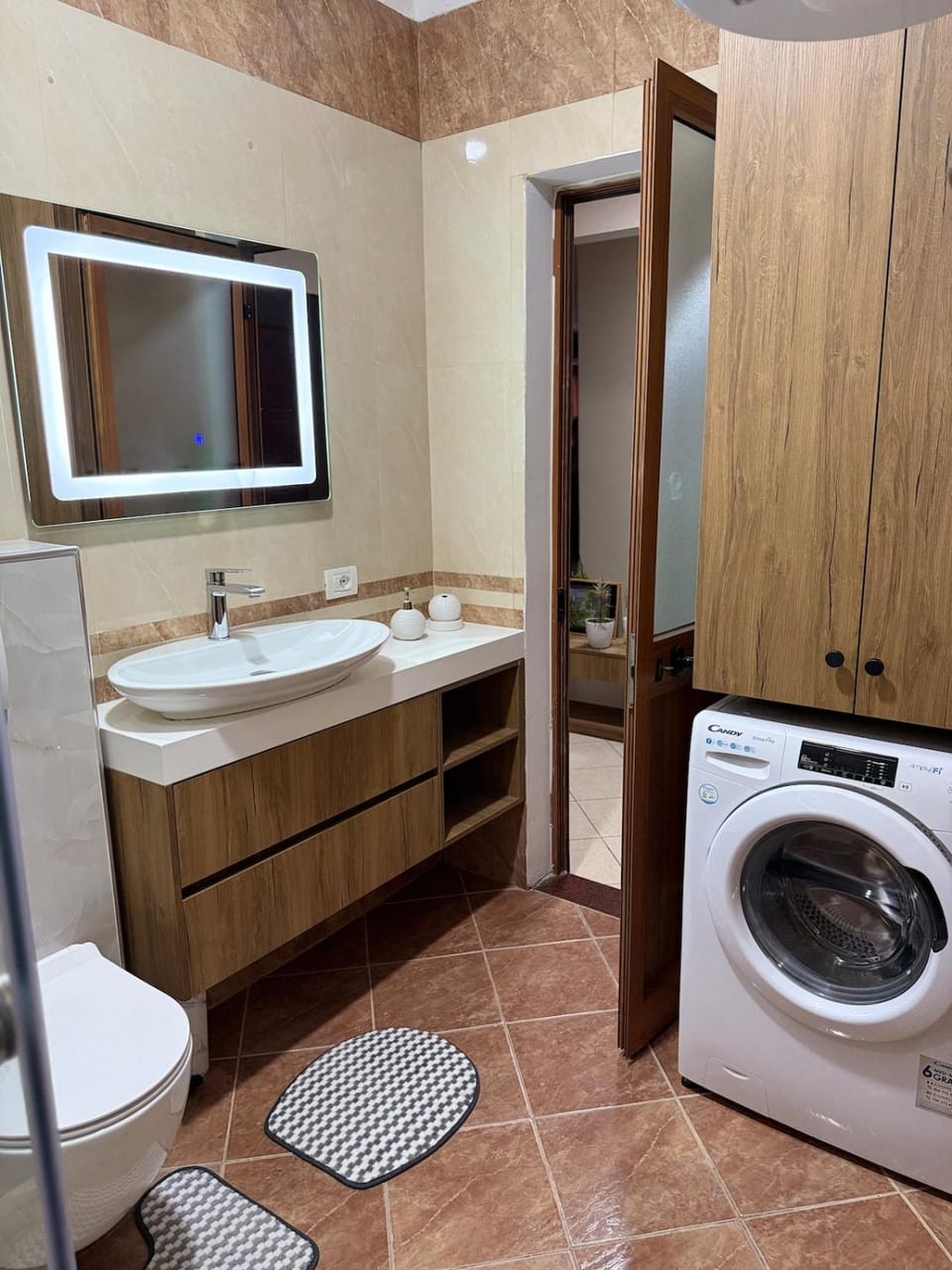 Bathroom, washing machine