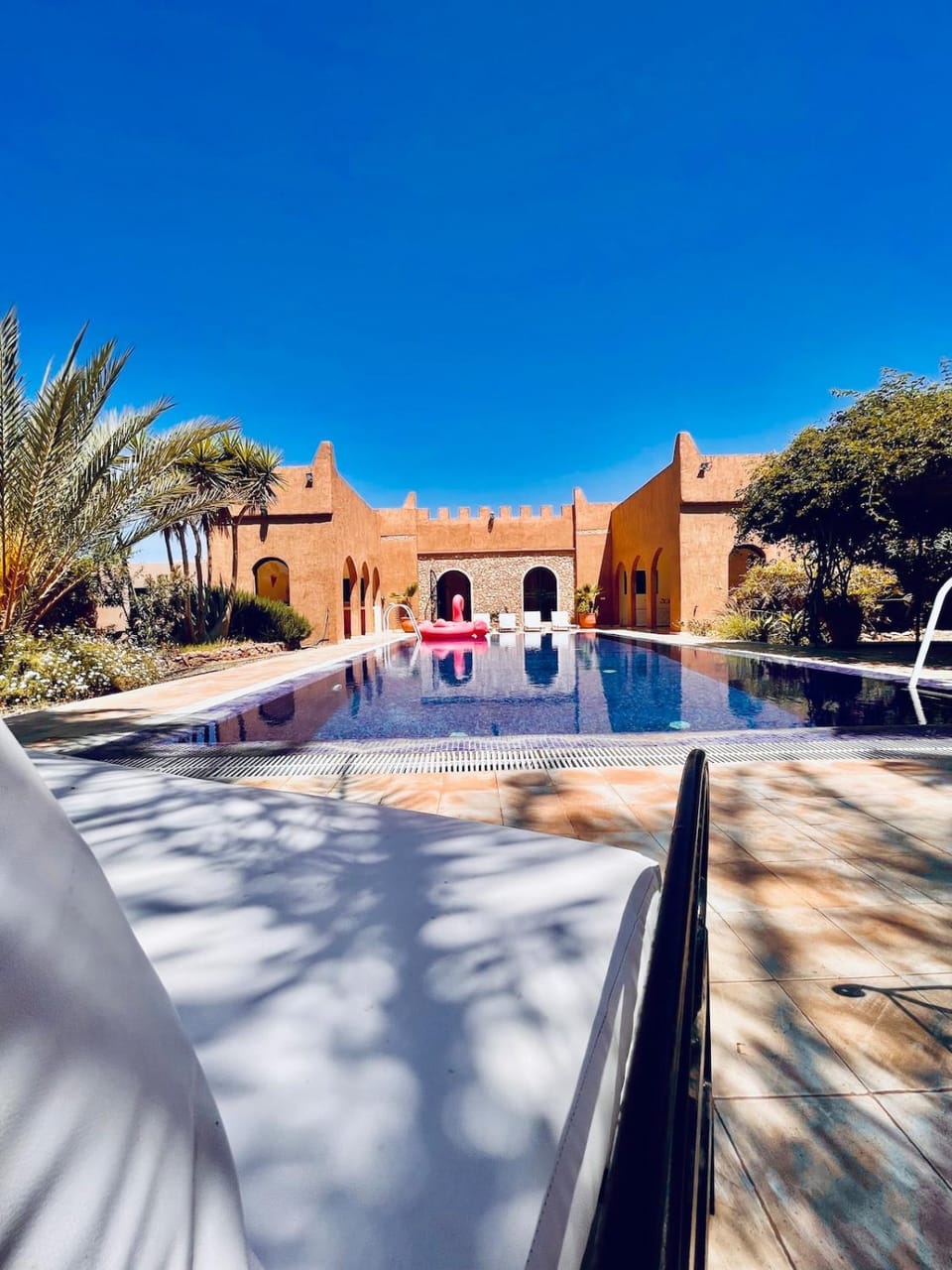 Property building, Day, Natural landscape, Pool view, Swimming pool
