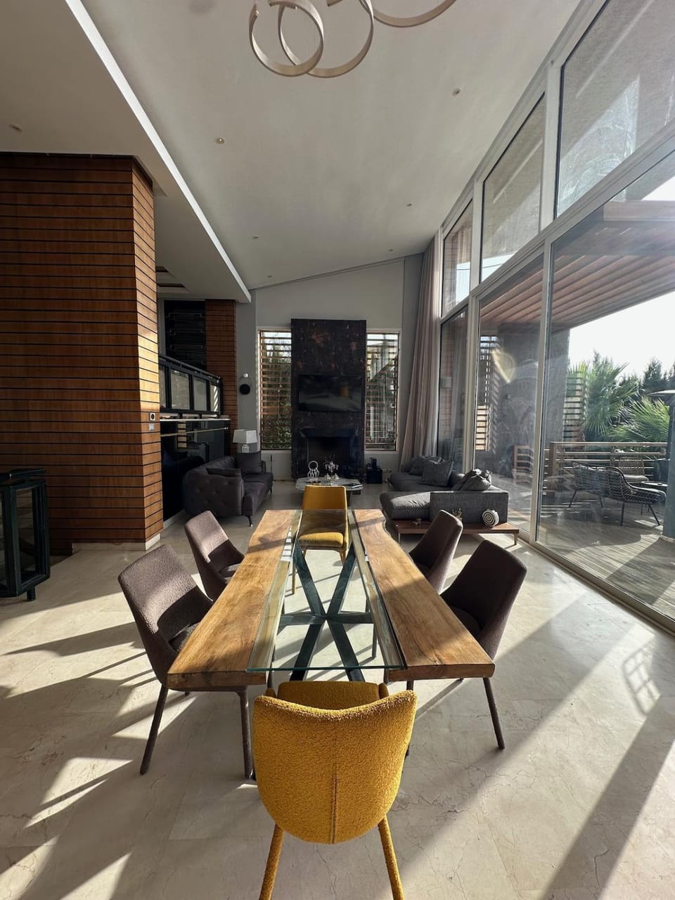 Communal lounge/ TV room, Living room, Seating area