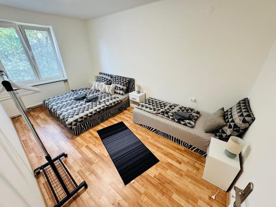 Apartmán pro 4 osoby ve městě Ostrov nad Ohří Apartment in Czechia