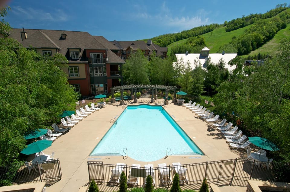 Pool view, Swimming pool