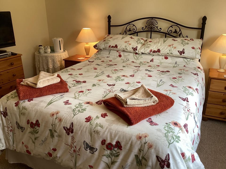 Roper Bungalow Bed and Breakfast in North Norfolk District