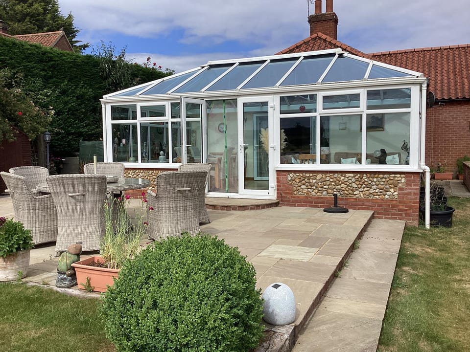 Roper Bungalow Bed and Breakfast in North Norfolk District
