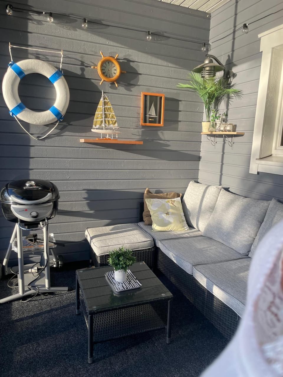 Patio, Seating area