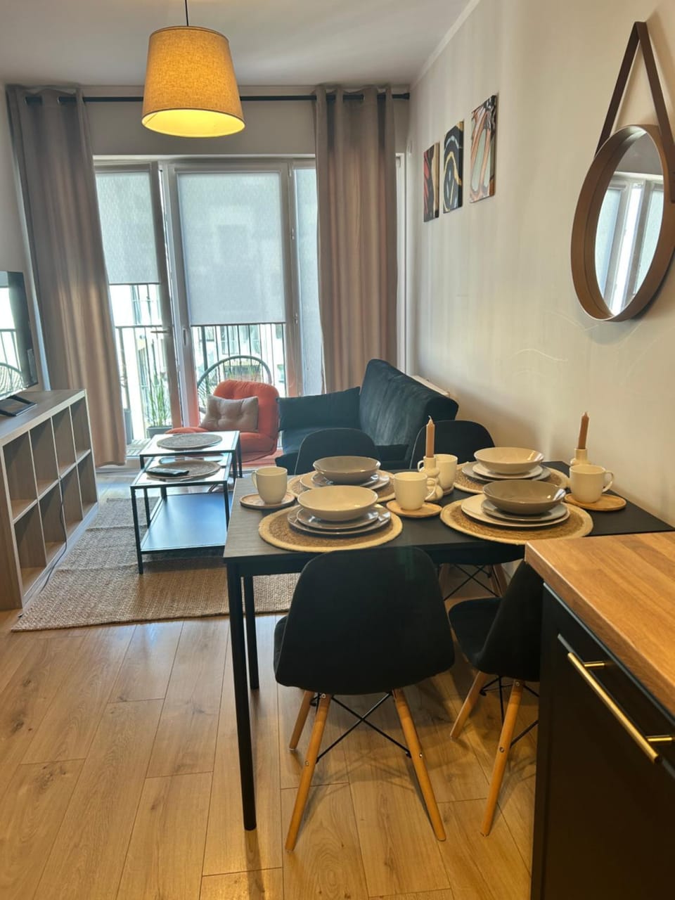Living room, Seating area